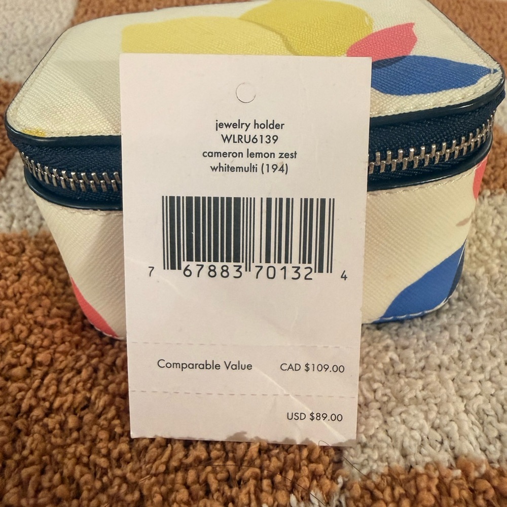 Kate Spade Lemon Zest Jewelry Holder - Picture 2 of 10